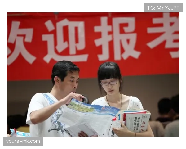 袁悦逛商场随手一刷卡,旁边人都开始算自己工资,这差距也太扎心了 袁悦逛商场随手一刷卡,旁边人都开始算自己工资,这差距也太扎心了